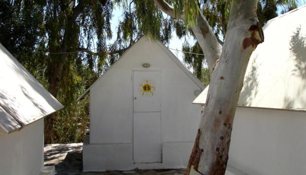 Surfing Beach Huts Santa Maria (Paros) Exterior foto